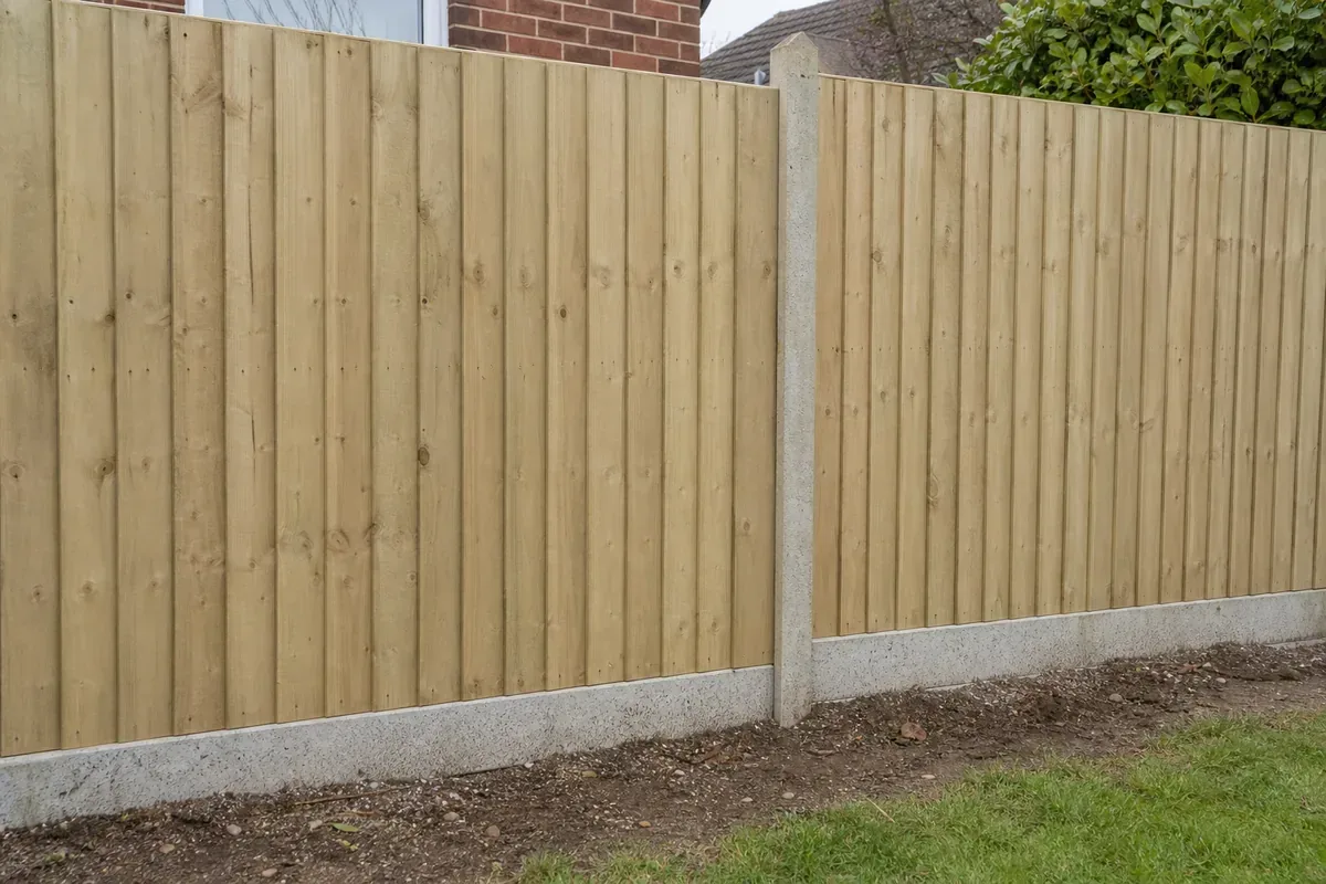 Closeboard wooden fencing installed in Nuneaton